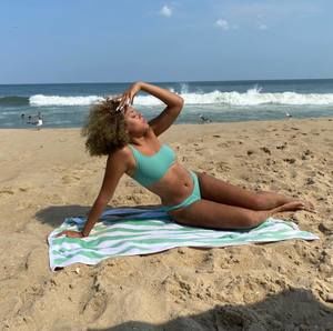 Meet your Posher, Emily